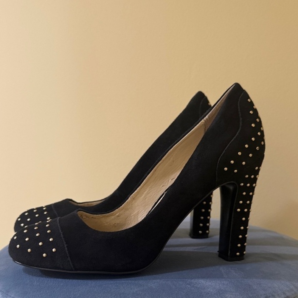 Anne Klein Black Suede Women’s 4” Heels Pumps with Gold Studs Size 7.5M